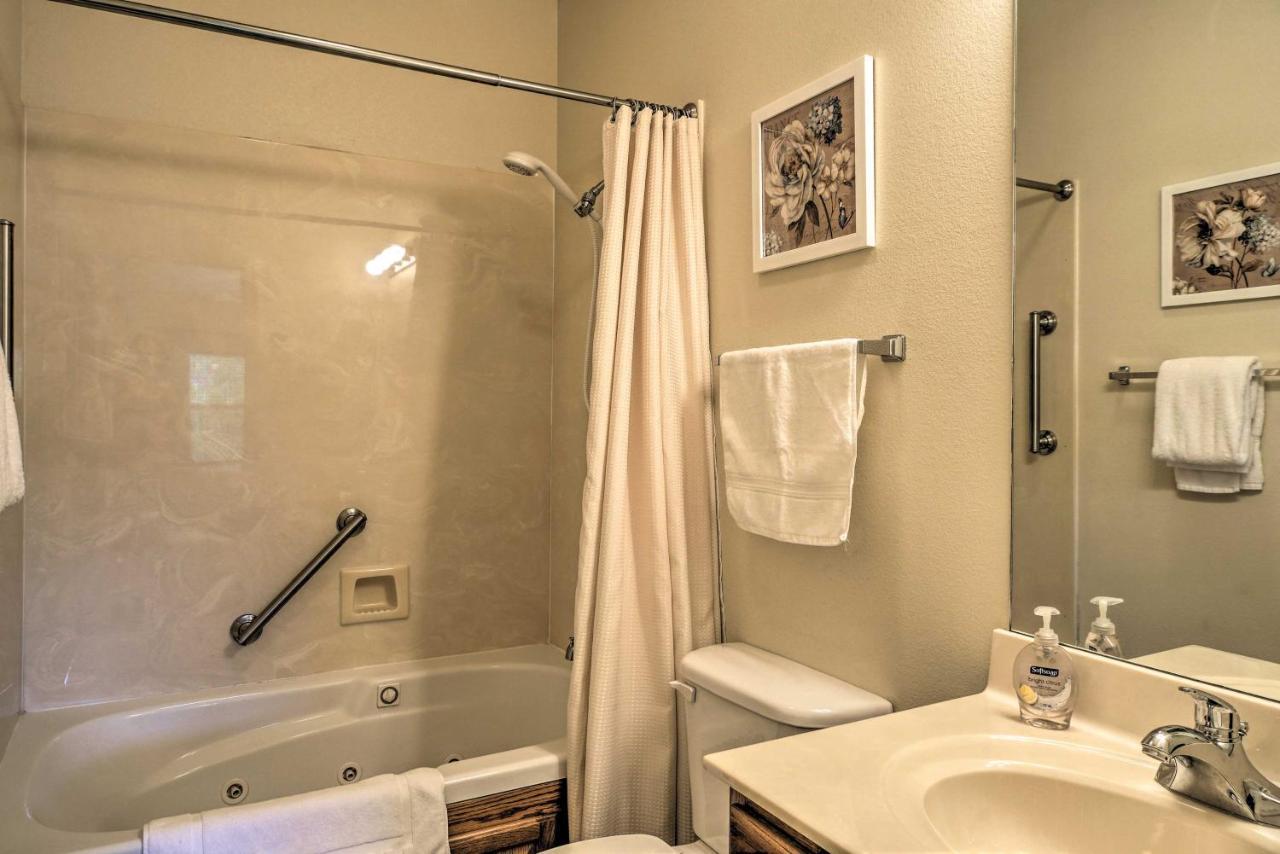 Walk-In Resort Condo, Near Silver Dollar City Бренсон Екстер'єр фото